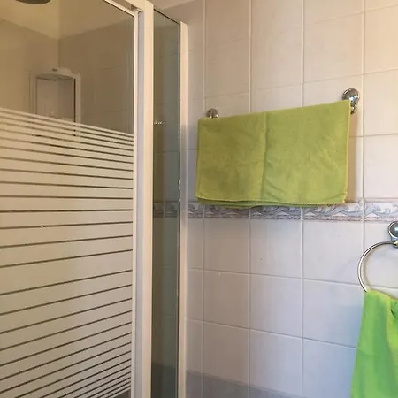 Serenity Beach House Surfer Haven لارنكا