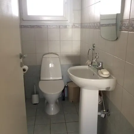 Serenity Beach House Surfer Haven بيت للعطل