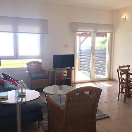 Serenity Beach House Surfer Haven بيت للعطل *