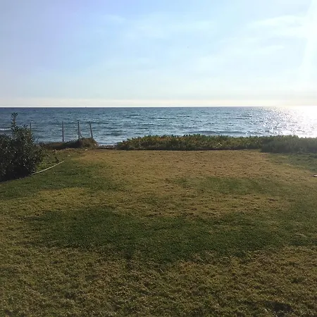 بيت للعطل Serenity Beach House Surfer Haven لارنكا